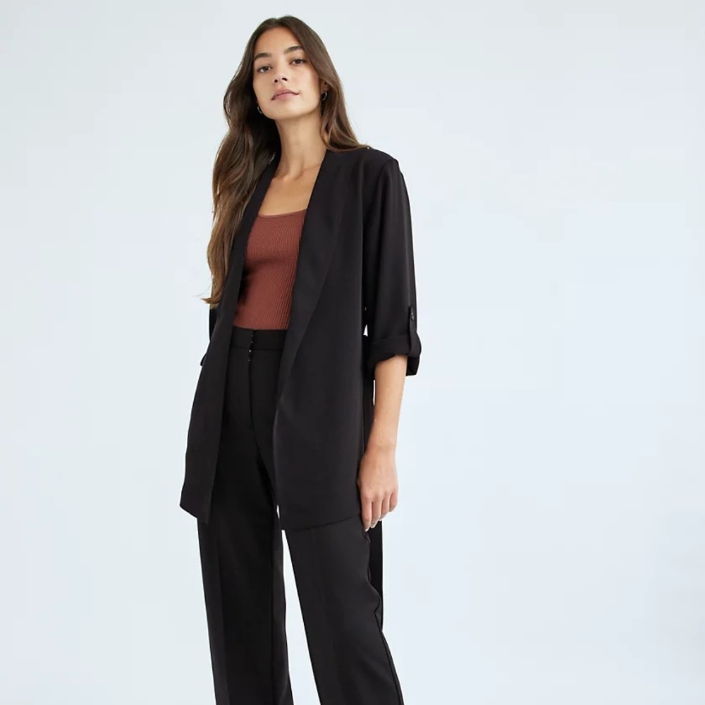 Aritzia Babaton Kahlo Robe Mid